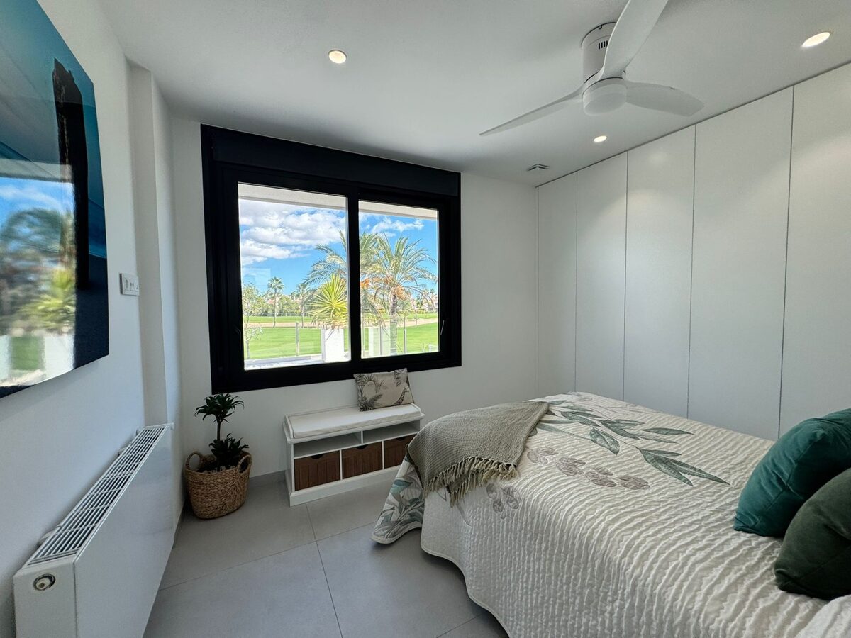 Villa with 3 bedrooms, 122m² in Pilar de la Horadada, Spain [ID: 0150-LS-2810]