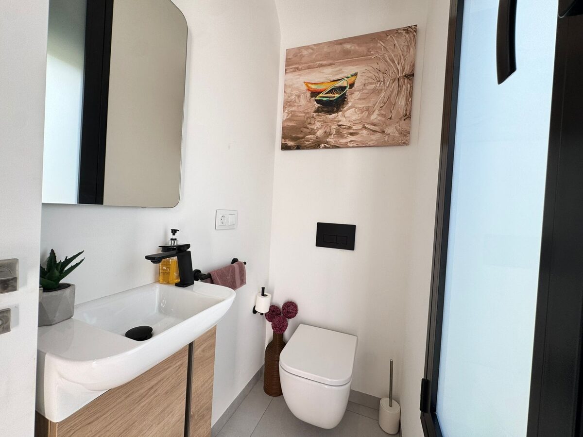 Villa with 3 bedrooms, 122m² in Pilar de la Horadada, Spain [ID: 0150-LS-2810]