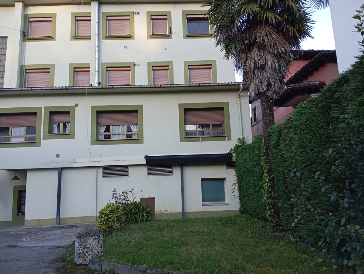 Дом с 4 спальнями, 435м² в Валенсия, Испания [ID: 0150-LS-0511]