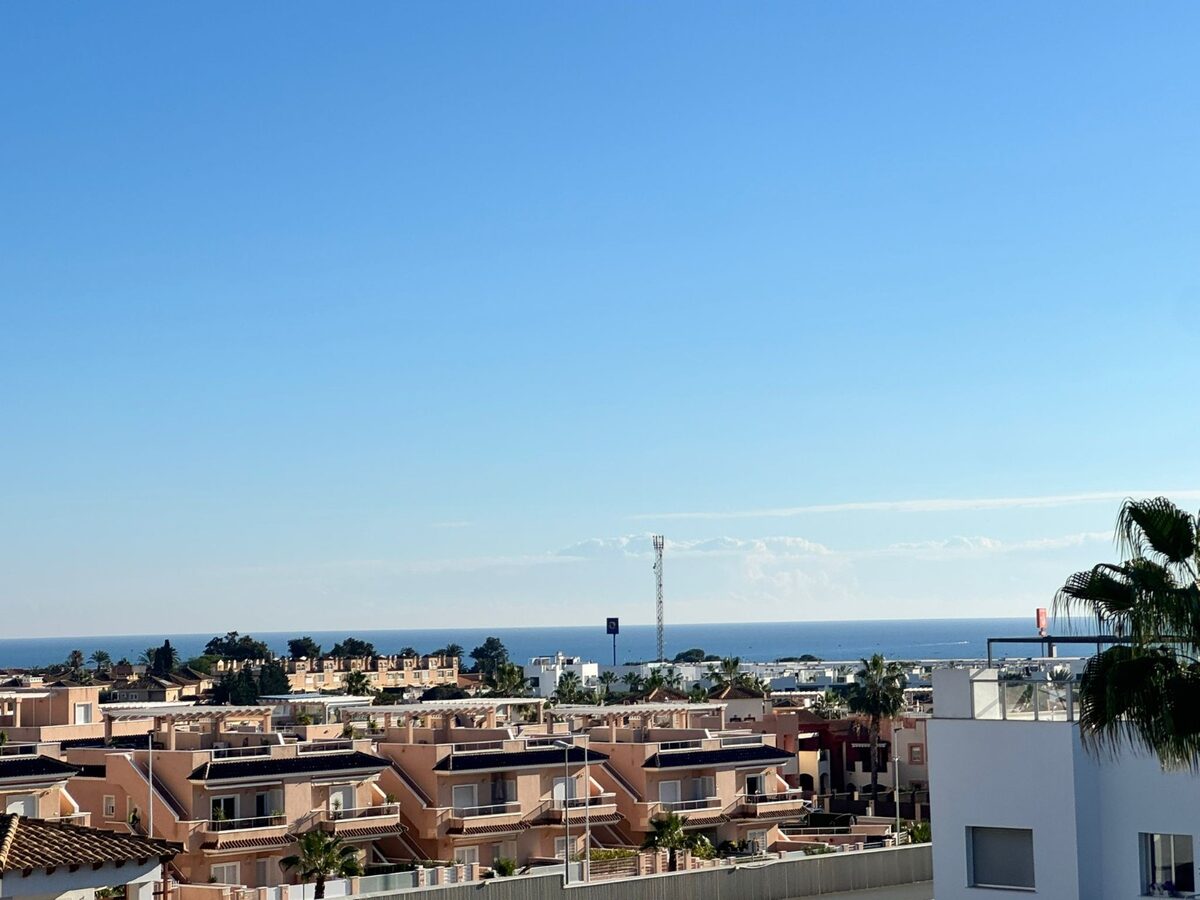 Apartment with 2 bedrooms, 63m² in Punta Prima, Spain [ID: 0150-LS-1911]