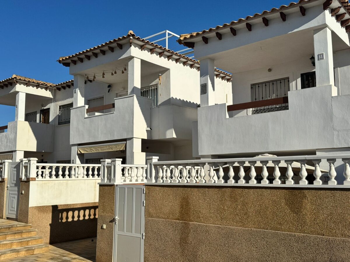 Apartment with 2 bedrooms, 63m² in Punta Prima, Spain [ID: 0150-LS-1911]