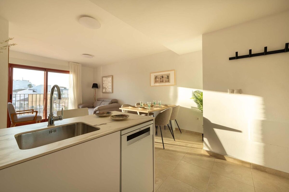 Apartment with 3 bedrooms, 96m² in Aviles, Spain [ID: 0137-N9370]