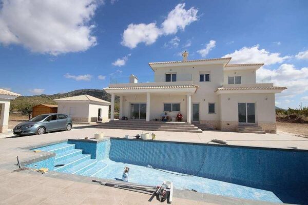 Вилла в Пиносо, Испания, 220м²