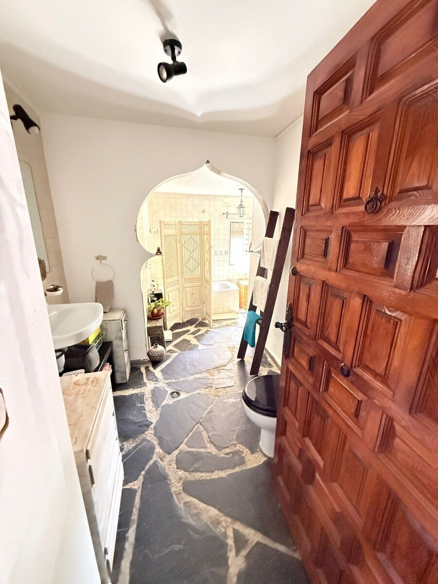 Дом с 4 спальнями, 110м² в Валенсия, Испания [ID: 0150-LS-2010Y]