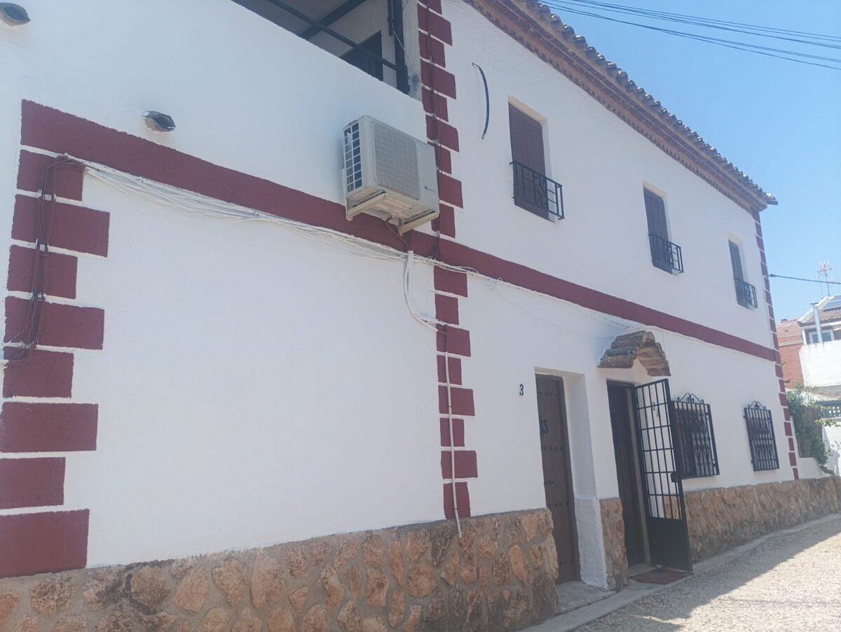 Дом с 4 спальнями, 110м² в Валенсия, Испания [ID: 0150-LS-2010Y]