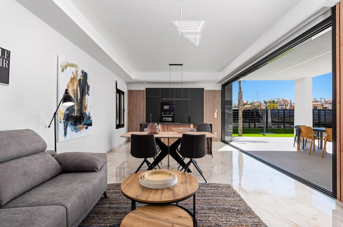 Villa with 3 bedrooms, 129m² in Algorfa, Spain [ID: 0137-N9434]