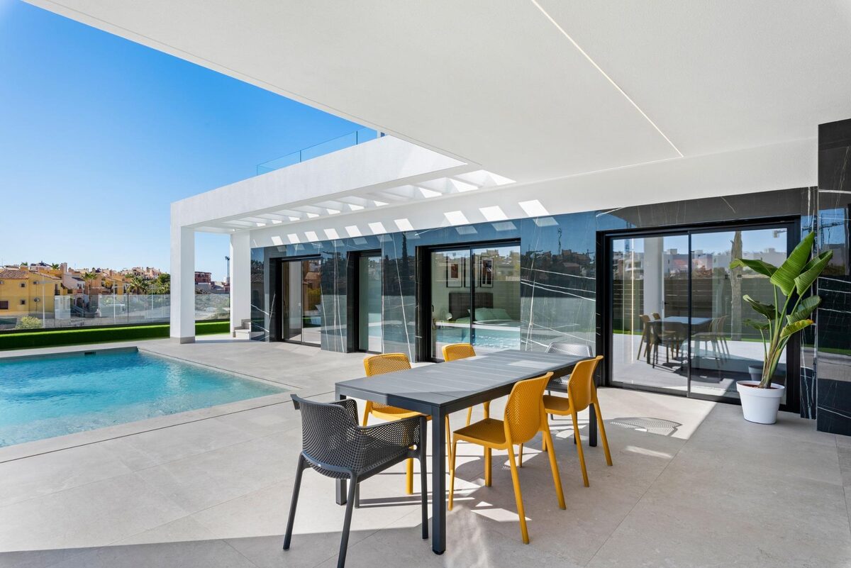 Villa with 3 bedrooms, 129m² in Algorfa, Spain [ID: 0137-N9434]