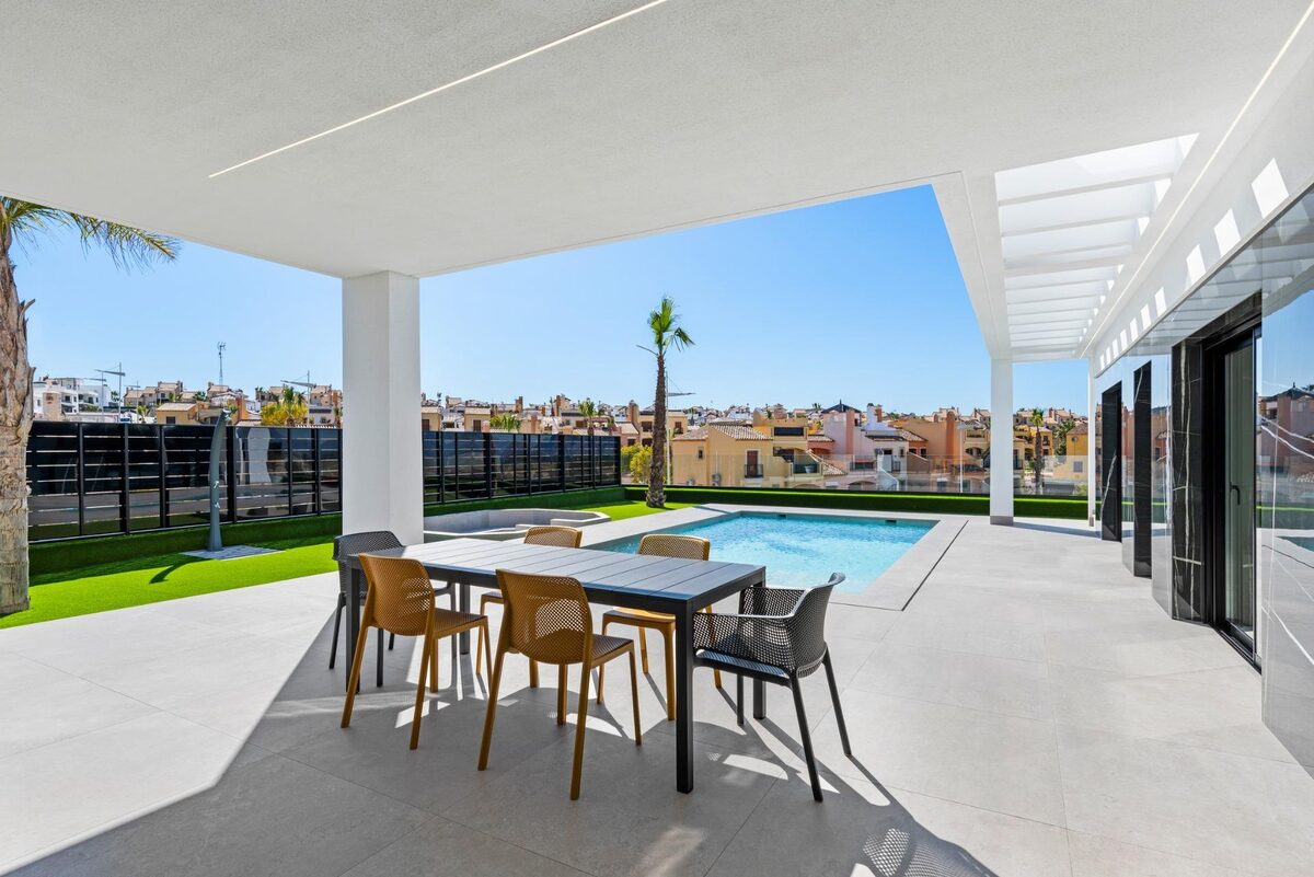 Villa with 3 bedrooms, 129m² in Algorfa, Spain [ID: 0137-N9434]