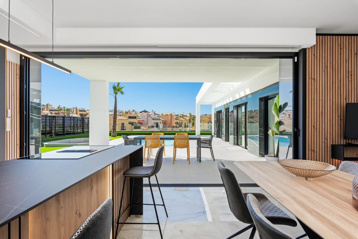 Villa with 3 bedrooms, 129m² in Algorfa, Spain [ID: 0137-N9434]