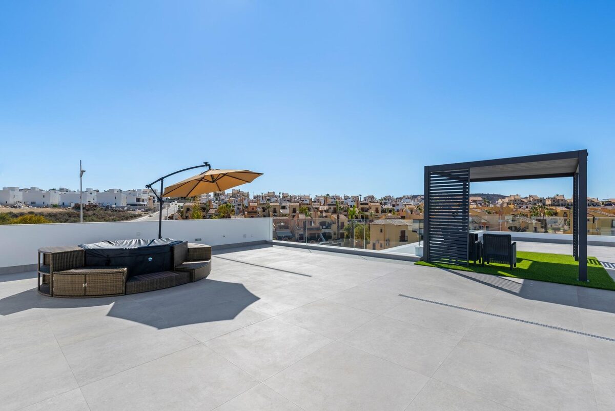 Villa with 3 bedrooms, 129m² in Algorfa, Spain [ID: 0137-N9434]