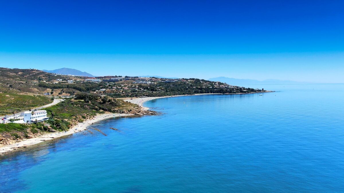 Villa with 4 bedrooms, 199m² in Sotogrande, Spain [ID: 0137-N7631]