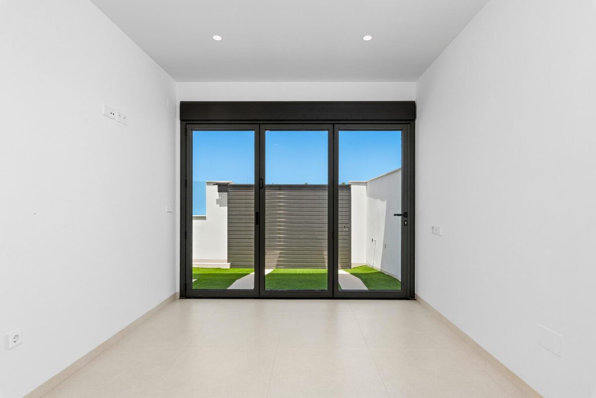 Willa z 3 sypialniami, 106m² w Los Alcazares, Hiszpania [ID: 0137-N9452]