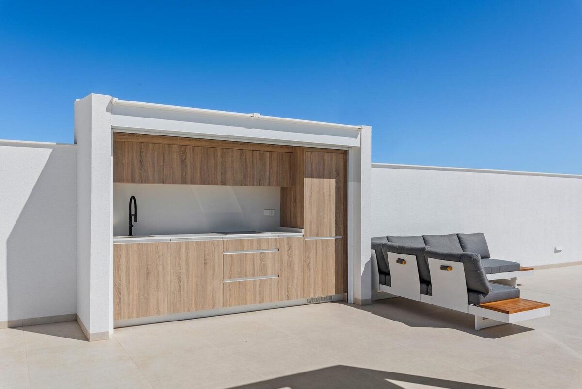 Villa with 3 bedrooms, 130m² in Los Alcazares, Spain [ID: 0137-N9451]