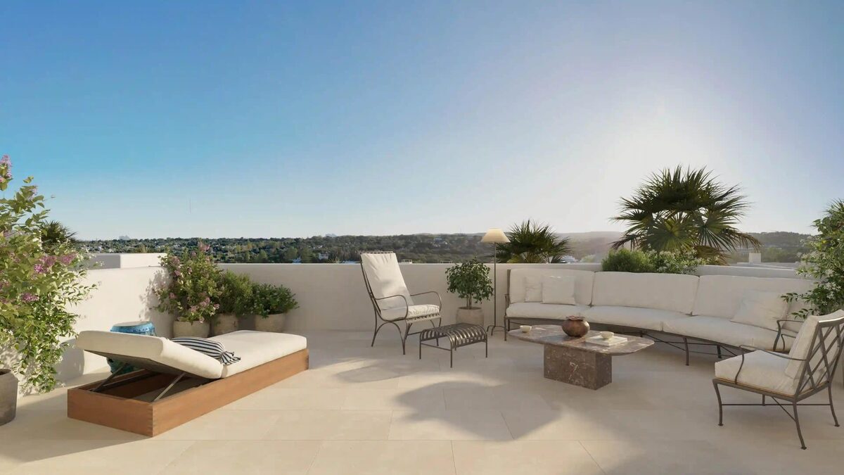Villa with 4 bedrooms, 268m² in Sotogrande, Spain [ID: 0137-SP1401]