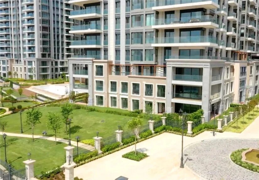 Квартира з 4 спальнями, 308м² в Стамбул, Туреччина [ID: 0308-2193]