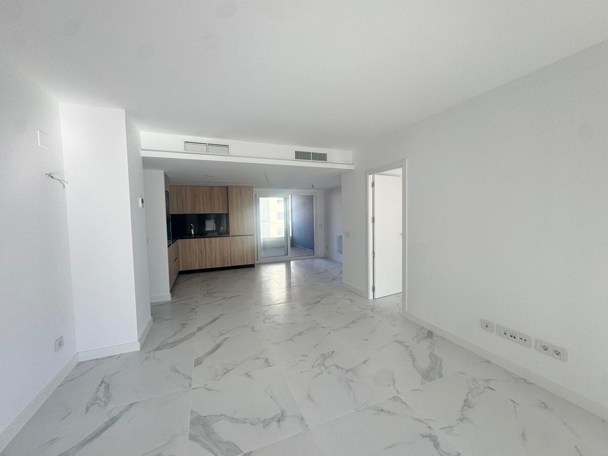 Apartment with 3 bedrooms, 162m² in Punta Prima, Spain [ID: 0150-LS-1401]