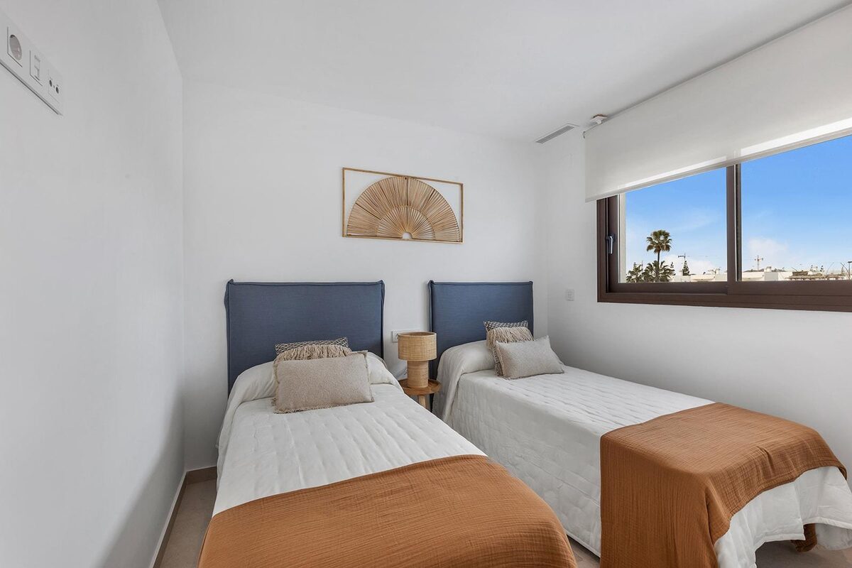 Penthouse z 3 sypialniami, 85m² w Los Alcazares, Hiszpania [ID: 0137-N9493]
