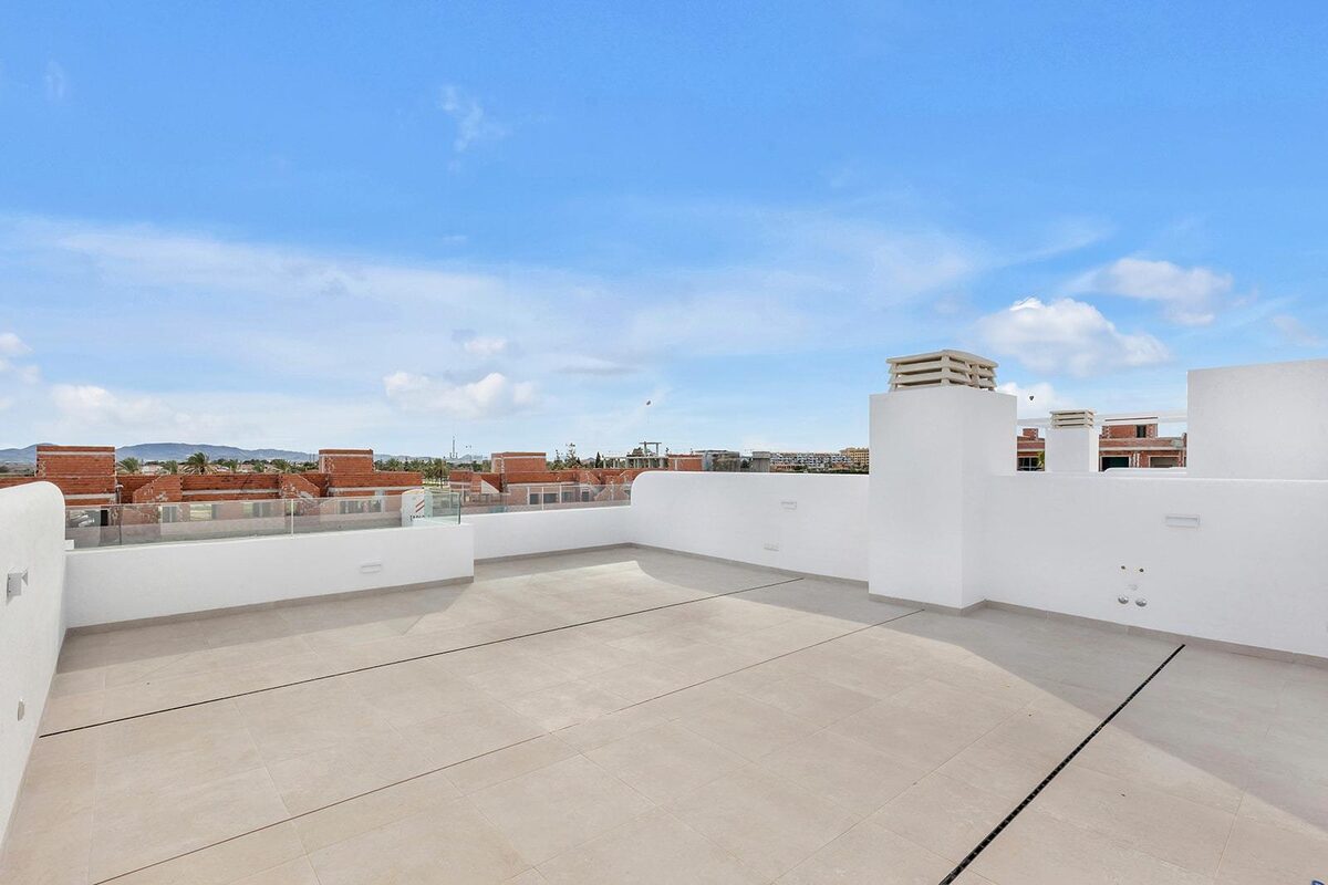 Penthouse z 2 sypialniami, 67m² w Los Alcazares, Hiszpania [ID: 0137-N9492]