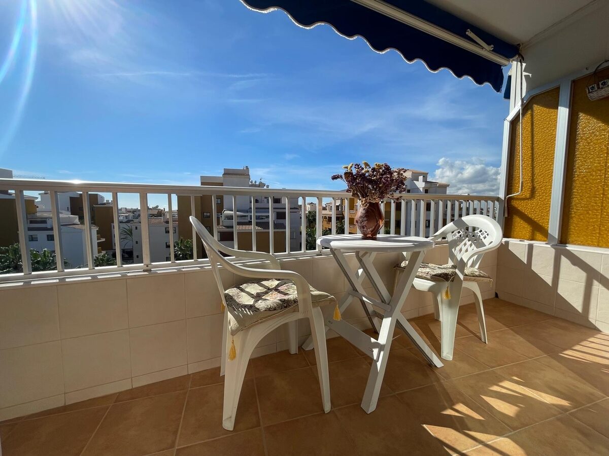 Apartment with 1 bedroom, 54m² in Punta Prima, Spain [ID: 0150-LS-1311]