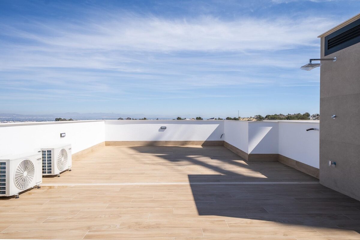 Villa with 6 bedrooms, 436m² in Algorfa, Spain [ID: 0137-N9537]