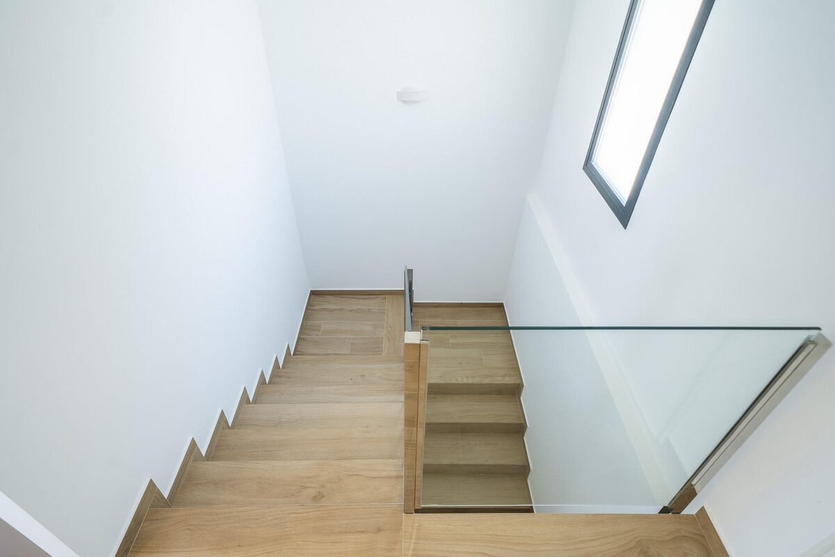 Villa with 6 bedrooms, 436m² in Algorfa, Spain [ID: 0137-N9537]