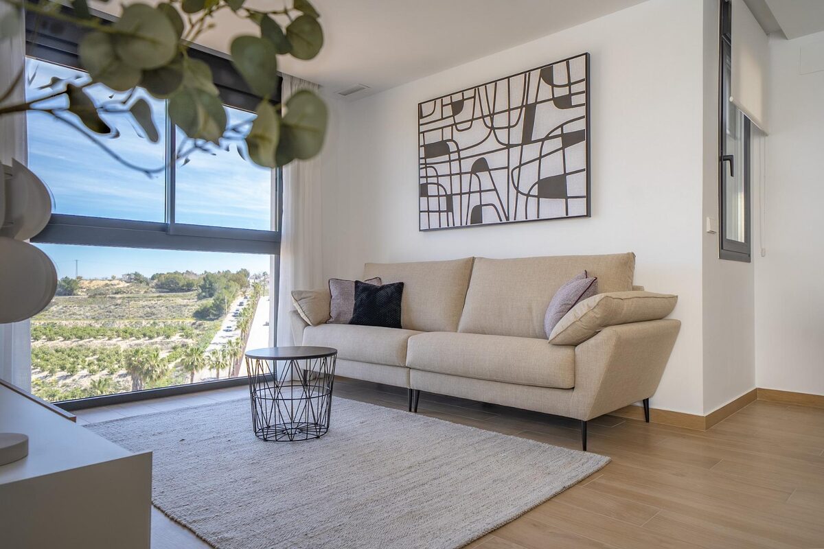 Villa with 6 bedrooms, 436m² in Algorfa, Spain [ID: 0137-N9537]