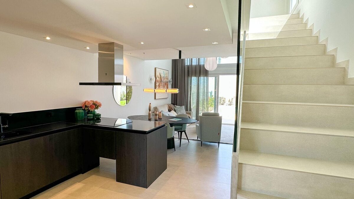 Villa with 3 bedrooms, 232m² in Algorfa, Spain [ID: 0137-N9538]