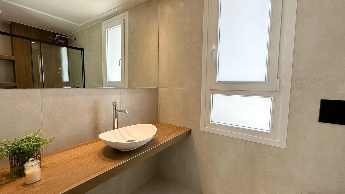 Villa with 3 bedrooms, 232m² in Algorfa, Spain [ID: 0137-N9538]