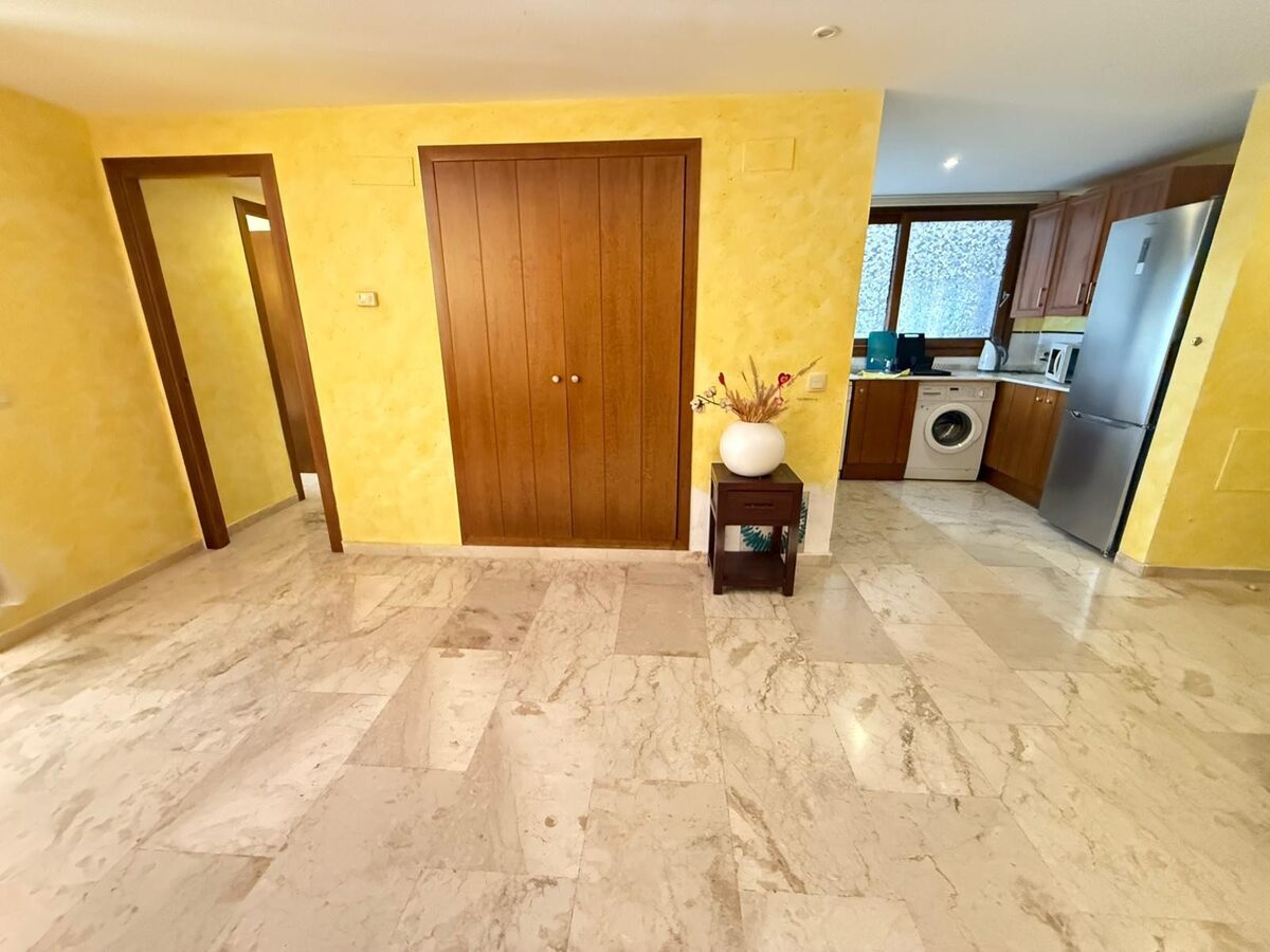 Apartment with 2 bedrooms, 84m² in Punta Prima, Spain [ID: 0150-LS-0602]