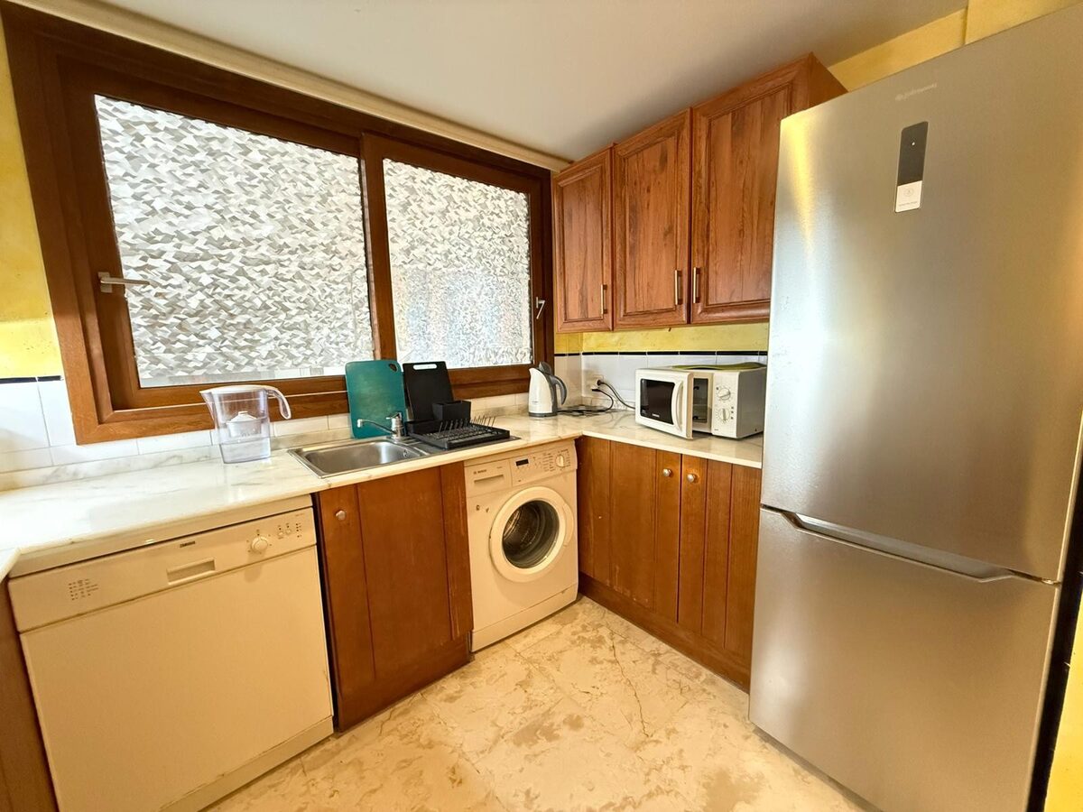 Apartment with 2 bedrooms, 84m² in Punta Prima, Spain [ID: 0150-LS-0602]