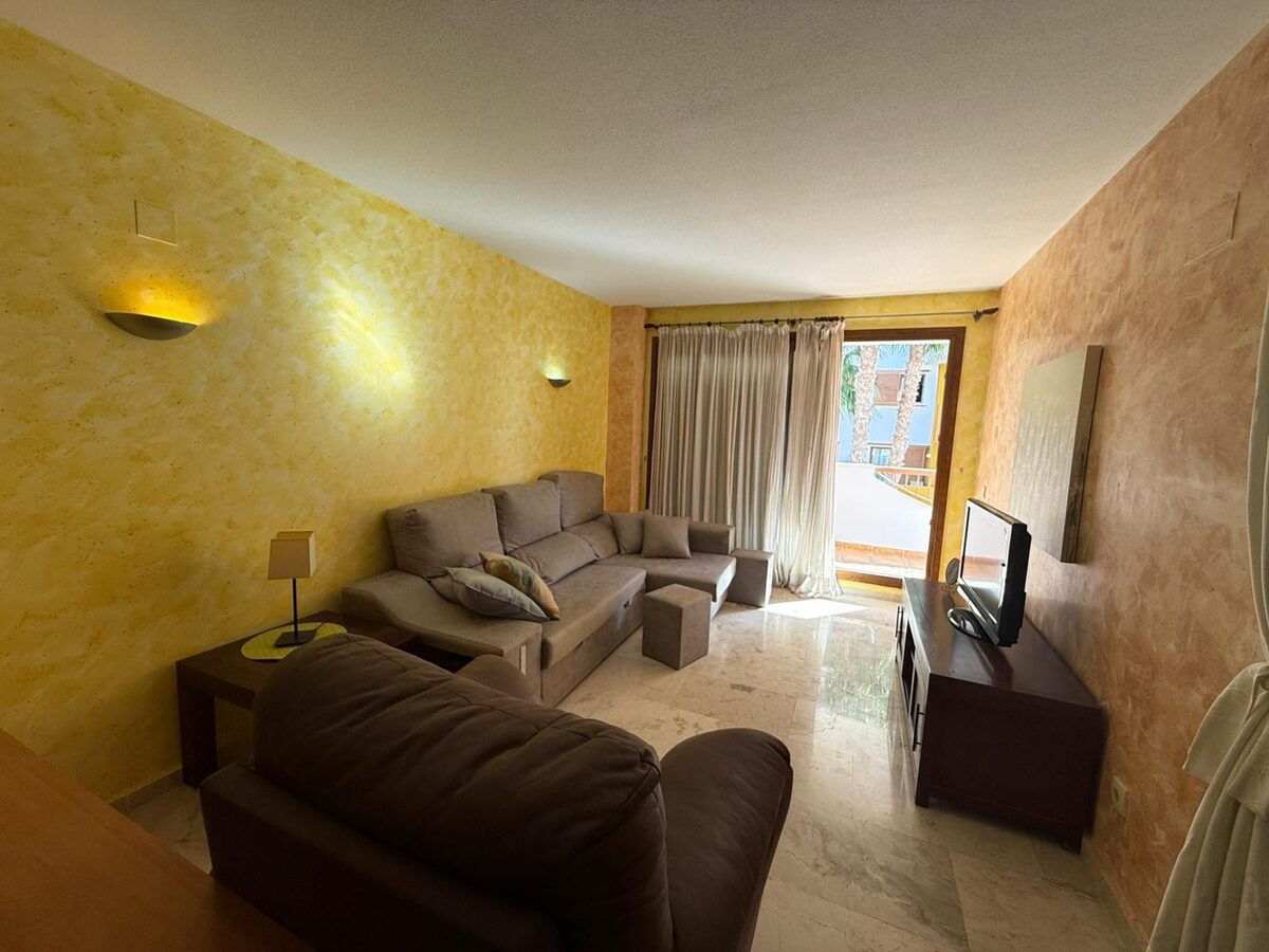 Apartment with 2 bedrooms, 84m² in Punta Prima, Spain [ID: 0150-LS-0602]