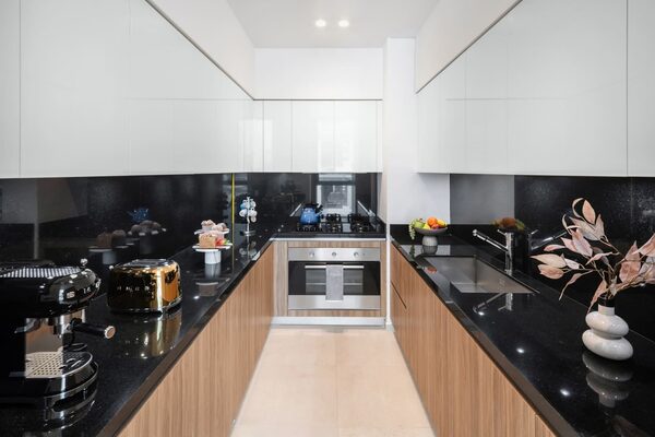Apartment in Dubai, UAE, 166.92m² - image 6