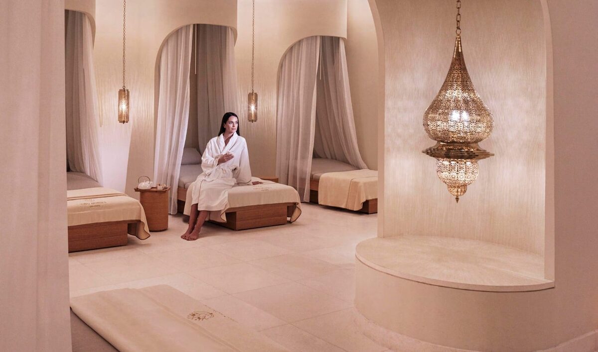 Apartment, 1411.68m² in Dubai, UAE [ID: 1102-ab73b2b9]