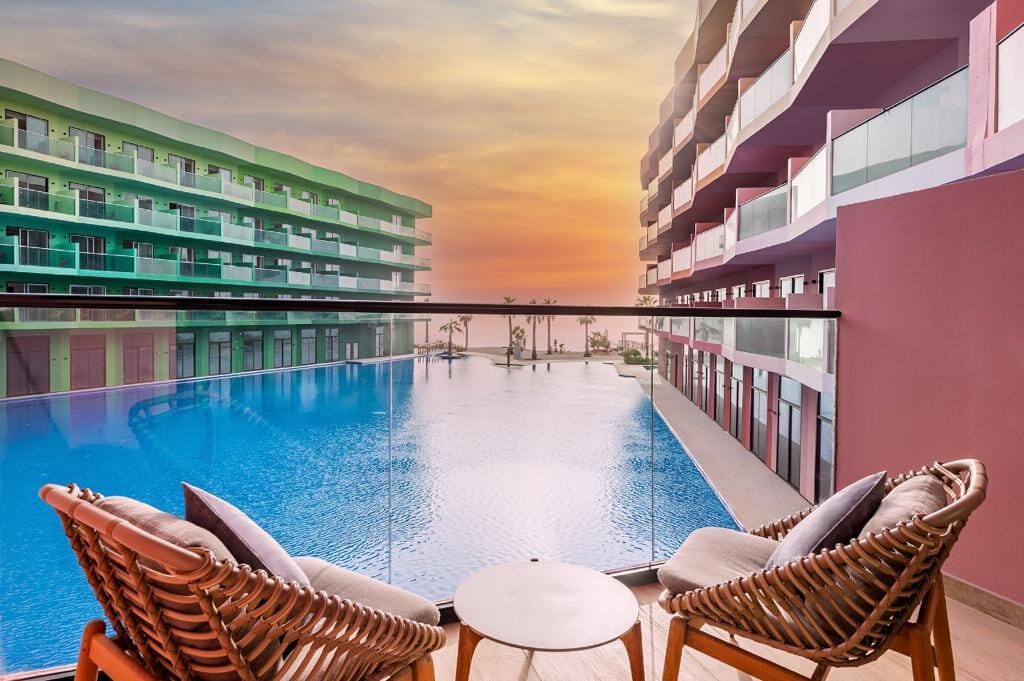 Apartment with 1 bedroom, 175.70m² in Dubai, UAE [ID: 1102-bf02bef1]