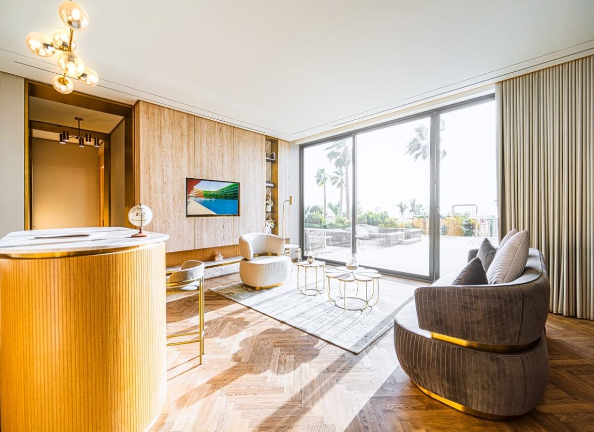 Apartment with 1 bedroom, 175.70m² in Dubai, UAE [ID: 1102-bf02bef1]