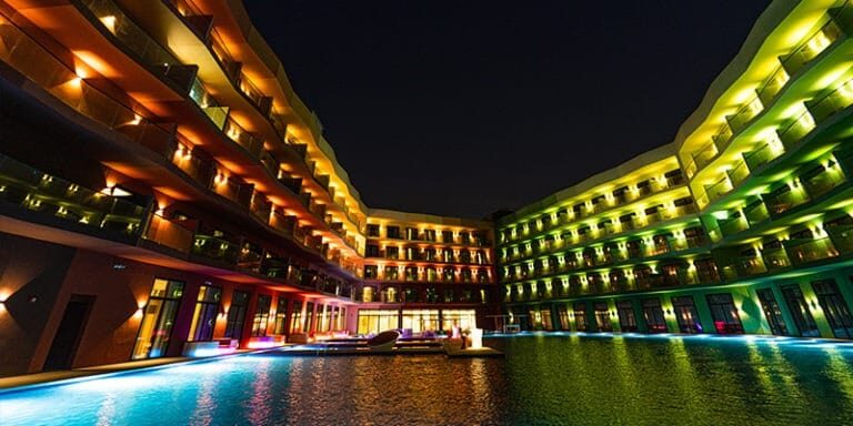 Apartment with 1 bedroom, 175.70m² in Dubai, UAE [ID: 1102-bf02bef1]