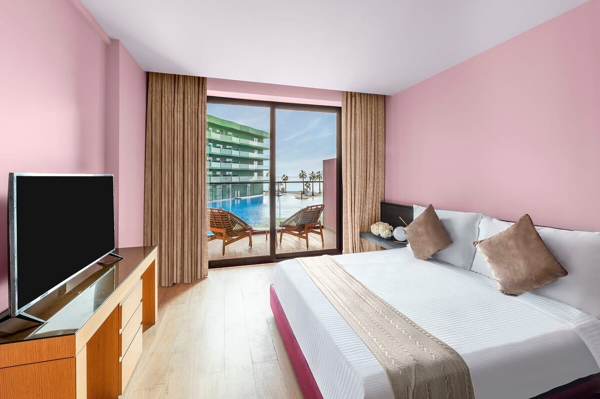 Apartment with 1 bedroom, 175.70m² in Dubai, UAE [ID: 1102-bf02bef1]