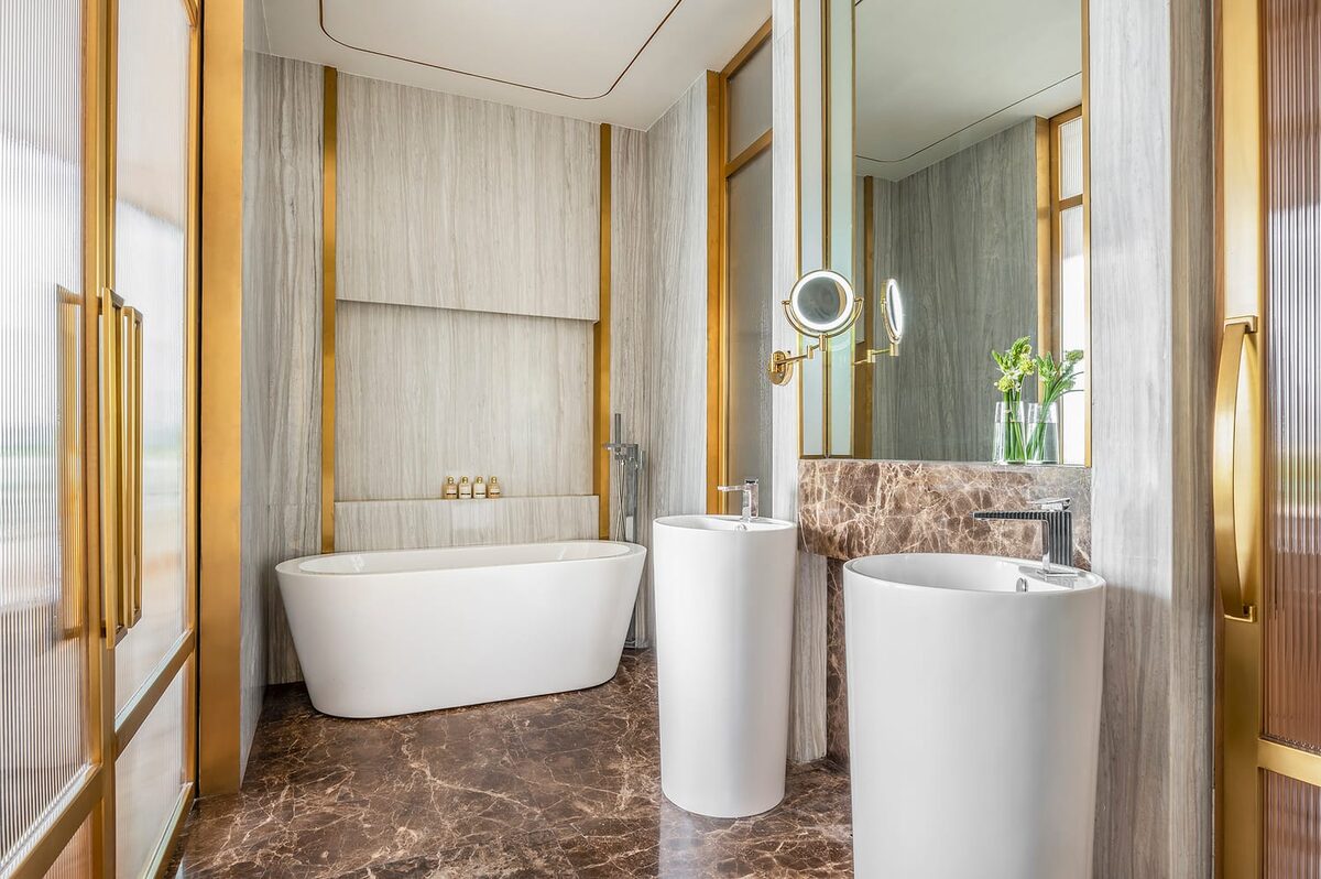 Apartment with 1 bedroom, 175.70m² in Dubai, UAE [ID: 1102-bf02bef1]