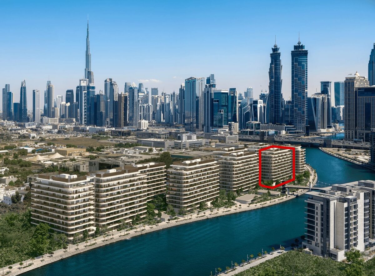 Apartment with 1 bedroom, 338.22m² in Dubai, UAE [ID: 1102-ea31ab3e]