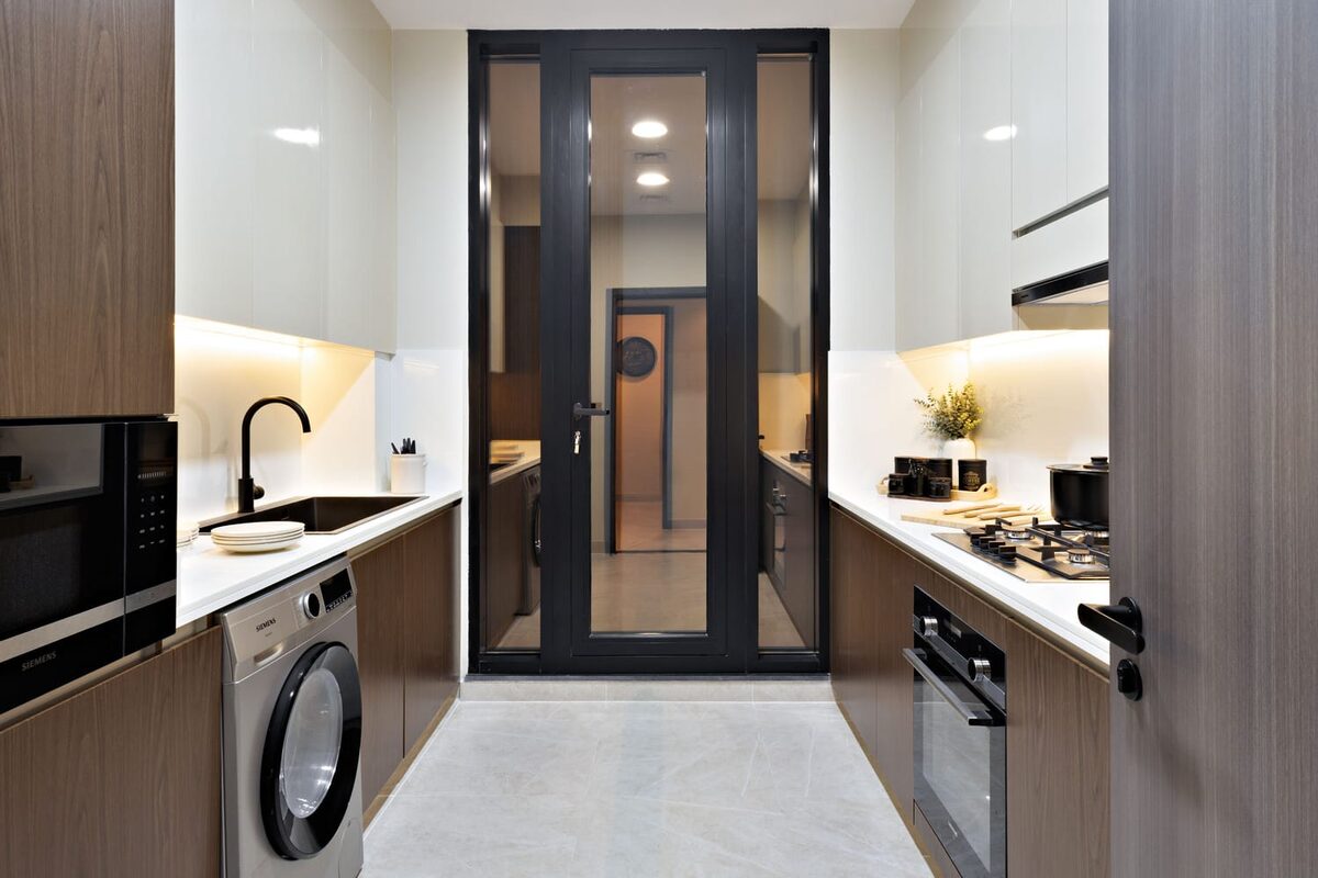 Apartment with 5 bedrooms, 167.48m² in Dubai, UAE [ID: 1102-3537c41b]