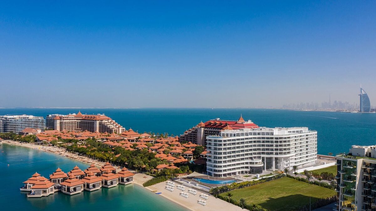 Apartment with 1 bedroom, 151.96m² in Dubai, UAE [ID: 1102-159f13c6]