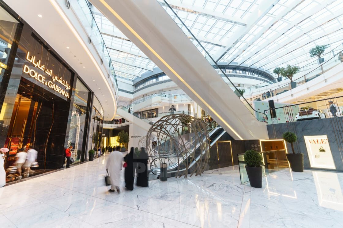 Apartment with 3 bedrooms, 482.52m² in Dubai, UAE [ID: 1102-257a9d36]