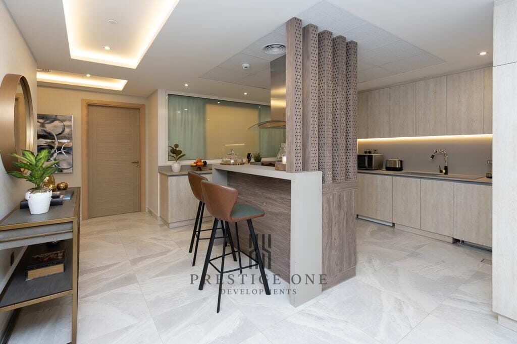 Квартира с 4 спальнями, 7803.74м² в Дубай, ОАЭ [ID: 1102-50d45822]