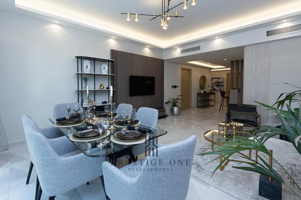 Квартира с 4 спальнями, 7803.74м² в Дубай, ОАЭ [ID: 1102-50d45822]