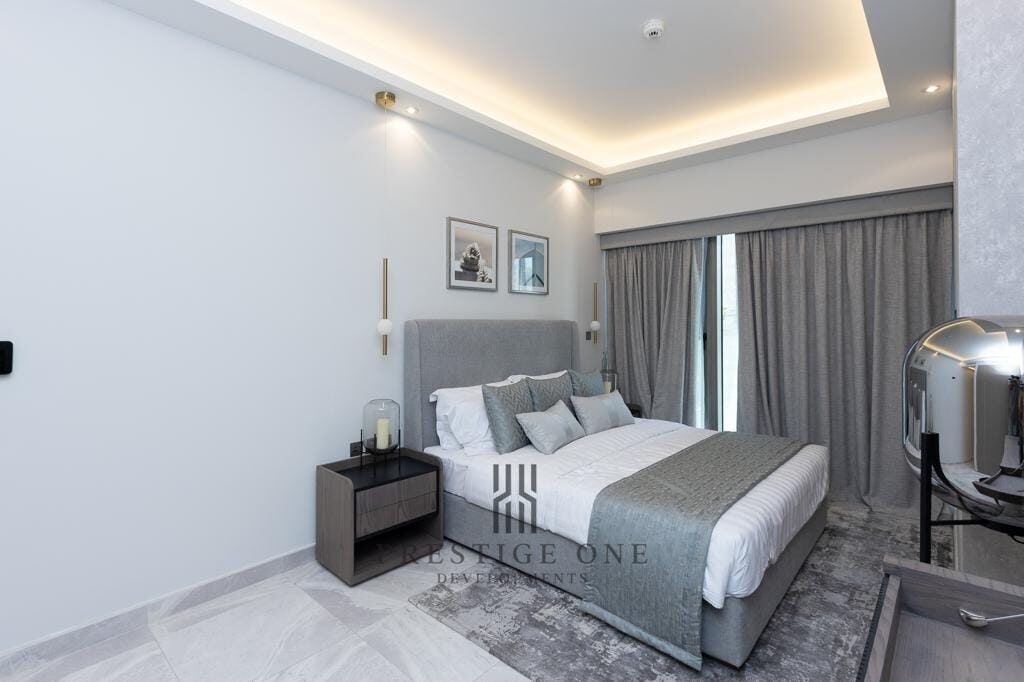 Квартира с 4 спальнями, 7803.74м² в Дубай, ОАЭ [ID: 1102-50d45822]