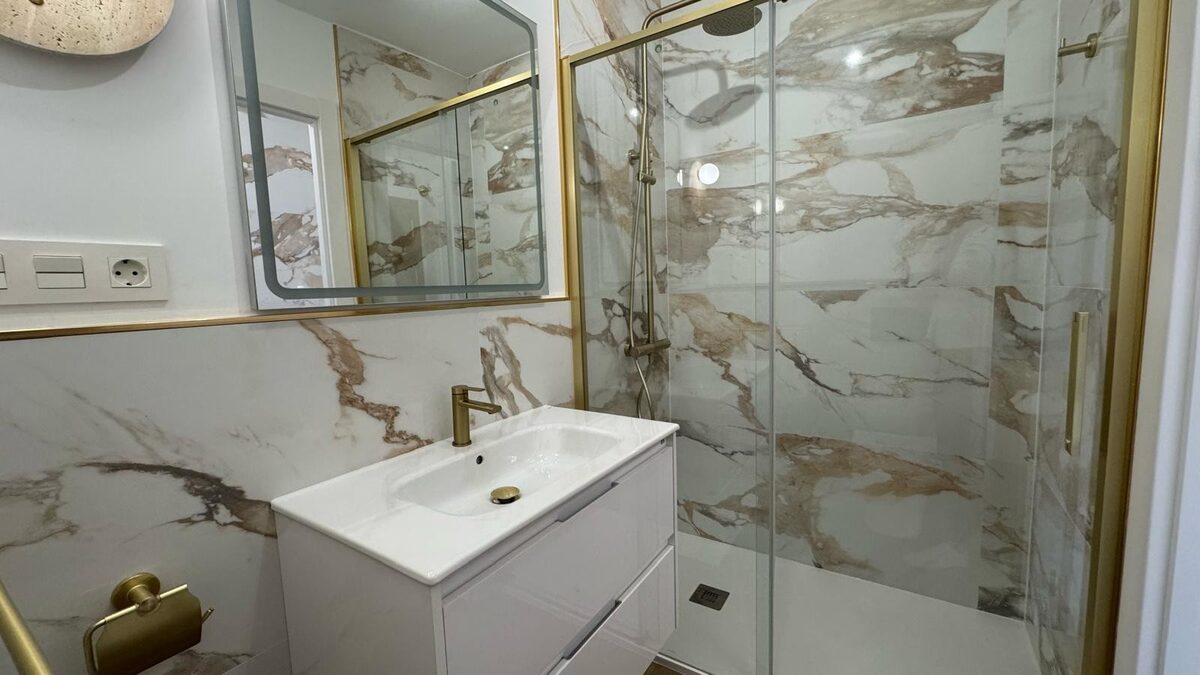 Apartament z 2 sypialniami, 70m² w Punta Prima, Hiszpania [ID: 0150-LS-0702]
