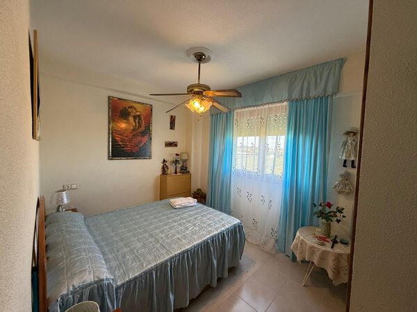 Apartament w Punta Prima, Hiszpania, 64m² - obraz 15