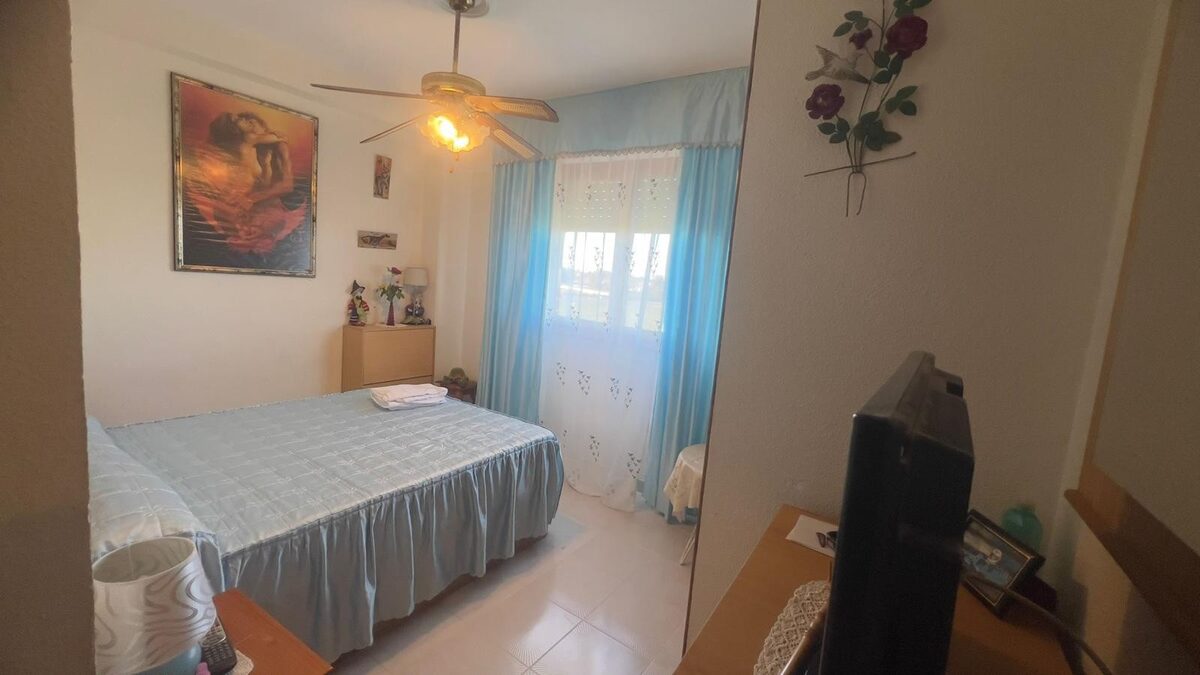 Apartment with 2 bedrooms, 64m² in Punta Prima, Spain [ID: 0150-LS-1002]