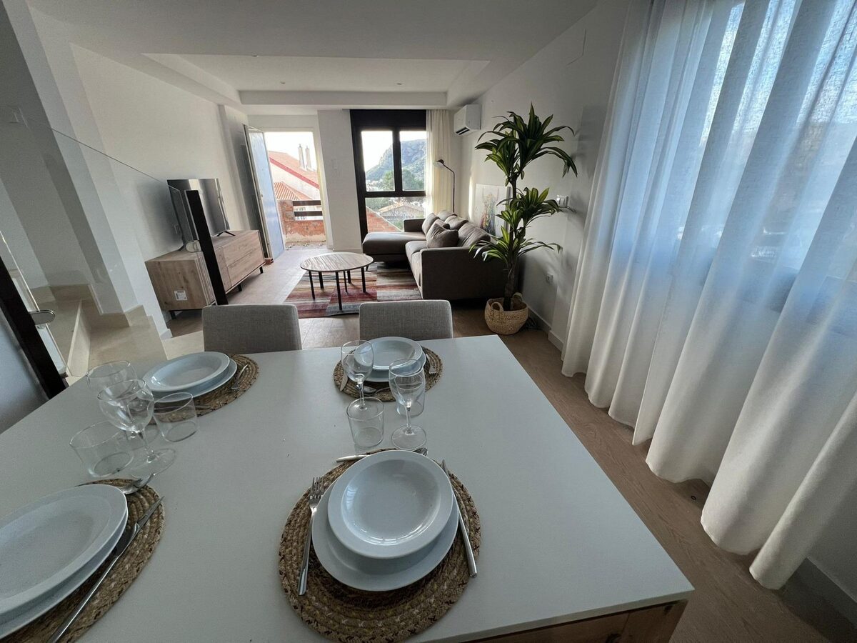 Dom szeregowy z 3 sypialniami, 173m² w La Union, Hiszpania [ID: 0137-N9598]