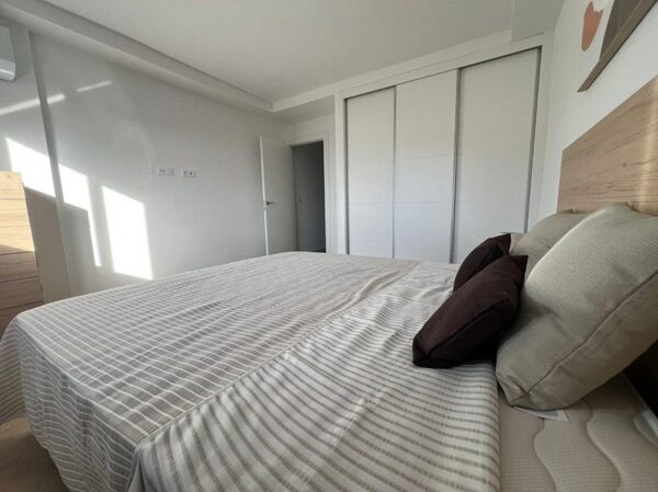 Townhouse in La Union, Spain, 173m² - image 16